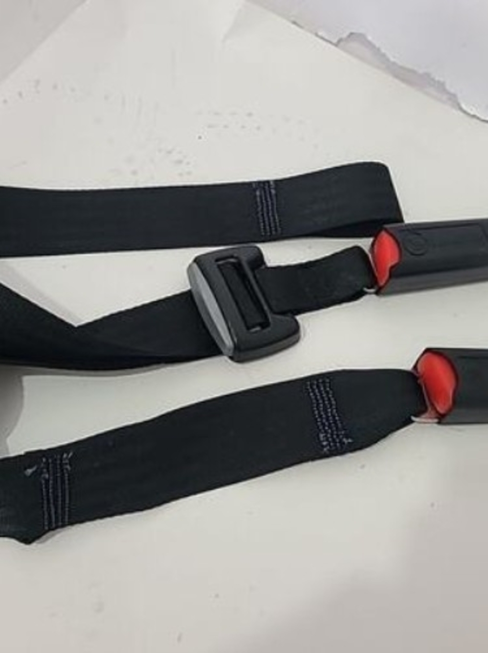 Evenflo Every Kid Safety Strap Belt with Red Release Tabs